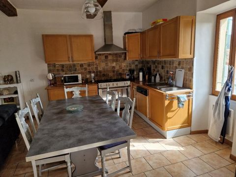 Cabrières 34800 . Very nice village house with a small balcony and views of the countryside. PRICE 204750 Fees charged to the seller. A spacious and bright kitchen living room, three beautiful bedrooms a bathroom, a bathroom and two wcetc. A balcony ...