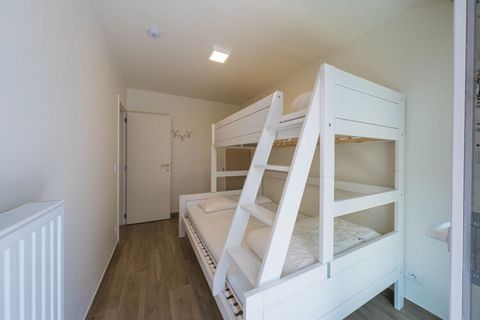 Nowoczesne, nowe mieszkanie dla 4 do 5 osób na 2. piętrze. Z tarasem. Łazienka z kabiną prysznicową i umywalką, oddzielne WC. 1 sypialnia z łóżkiem małżeńskim i 1 sypialnia z łóżkiem piętrowym (łóżko podwójne na parterze i łóżko pojedyncze na piętrze...