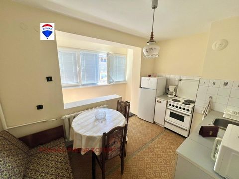 RE/MAX is pleased to present a one-bedroom apartment with incredible views in Zdravets district. The area of the property is 65 sq.m. and is located on the 15th floor, the roof was renovated a year ago and is under warranty. The whole apartment is pl...