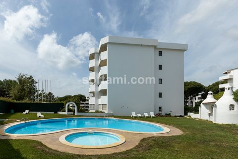 Fall in love with this charming studio plus two bedroom apartment in Vilamoura! This property located in a fantastic gated condominium with swimming poolÂ consists of an open space living room with two bedrooms, a bathroom and a balcony. It has a pri...