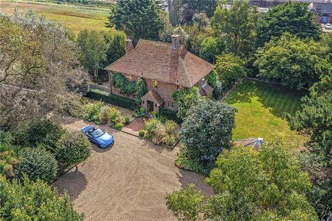 Discover a historically significant property, now a beautifully balanced family residence nestled on 0.82 acres of private, landscaped gardens, just moments away from Medmerry RSPB Reserve and the pristine Pagham Harbour Nature Reserve. Home Farmhous...