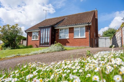 Located within a peaceful and corner setting in a development of similar properties, this detached bungalow is only a short walk from the centre of Burnham Market, one of the most sought-after villages in North Norfolk. The living space comprises two...