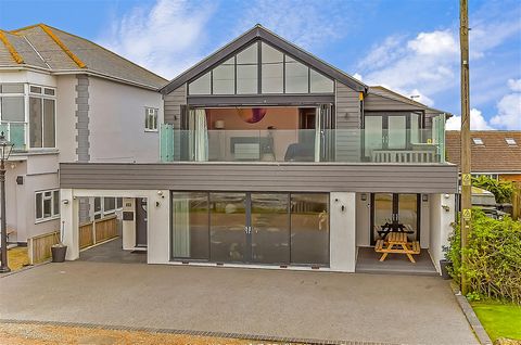 For anyone wanting the ultimate in a modern marine residence this stunning property should top the list. It was rebuilt in 2019 and is located along a quiet private road adjacent to the sea with its own private beach and mooring as well as a superb, ...