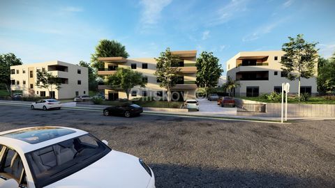 Kaštel Stari, apartments under construction, of different sizes, distributed on the ground floor, first and second floor. Excellent traffic connection; the building is located on the south side of the highway Trogir - Split, with exits to the main ro...