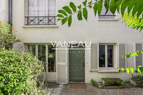 Situated at the center of Gros Caillou, the Group Vaneau presents this lovely 103,42 sq.m house (108,63 sq.m. floor area) located at the back of the residence and opening onto a courtyard/garden. This lovely three floor house consists of a living roo...