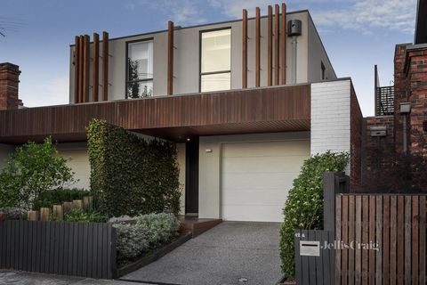 In the heart of Prahran striking street presence, ease of living and light filled luxury define this stylish contemporary home. Skylights, voids and vast windows amplify the connection with outside, welcoming plentiful natural light into beautifully ...