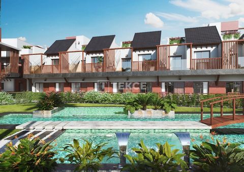 Inspirowane Architekturą Tajską Domy z 2 i 3 Sypialniami ze Wspólnym Basenem w Pilar de la Horadada Domy inspirowane tajską architekturą zlokalizowane są w Pilar de la Horadada na Costa Blanca. Eleganckie domy na terenie kompleksu mają wspólny basen ...