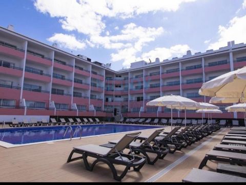Time Sharing van 1 of 2 weken (week 33 en 34) wordt verkocht in augustus, deze weken zijn te koop in Albufeira bij Hotel Luna in Oura met alle voorzieningen. Gelegen in een van de meest kosmopolitische wijken van de stad, is het Luna Hotel da Oura ee...