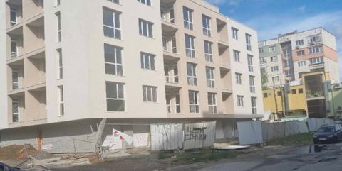 Spacious, two-bedroom apartment! In a new building with Act 14! Consisting of: living room with kitchen, two bedrooms, closet, bathroom with toilet, terrace! West exposure! With French windows! The building offers convenience and comfort, combined wi...