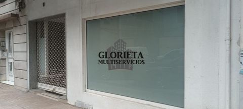 ¡¡OPORTUNIDAD LOCAL EN VENTA!! Inmobiliaria Glorieta vende local acondicionado para oficinas en Pontevedra. Dispone de entrada de un sótano a modo de garaje y un baño. Si estás pensando en montar tu propio negocio esta es tu oportunidad, el local que...