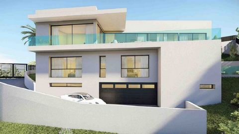 Inmobiliaria exclusiva en Mallorca: Villa de nueva construcción con vistas al mar en una zona residencial elevada de Costa den Blanes, cerca del elegante puerto deportivo de Puerto Portals, en el suroeste de la isla de Mallorca. Se espera que esta vi...