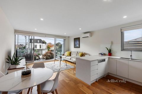 Achieving excellence in a boutique design, this outstanding two bedroom two bathroom first floor security apartment accentuates natural light with its distant leafy vista. Welcoming in the morning sun with a wide wall of glass, this high end apartmen...