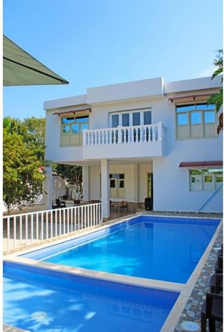 For sale Casa FINCATURBACO High rated area 5 bedrooms each room with its bathroomIntegral kitchen Work areaGuest bathroom Employee's house Bodega Deep water wellWater servicesWater and electricity services Pinpina gas Mtr2 1800 offer heard Sold behin...