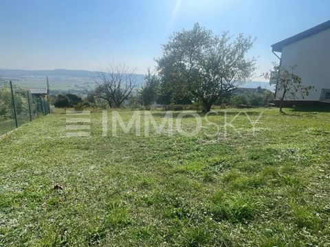 In a quiet and very beautiful location of Ranstadt-Dauerheim, this building plot with a total area of 404 m² is for sale. This area offers numerous possibilities to realize your dream of owning your own home or a construction project. Highlights of t...