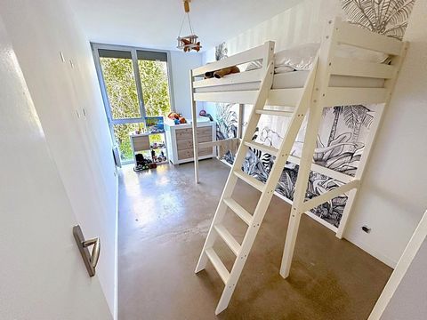 photo no. 10