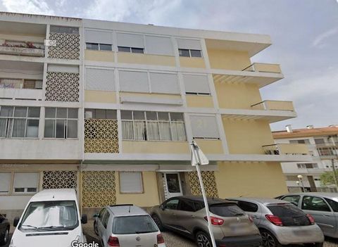 Descubre este encantador apartamento de 1 habitación en Loures, Lisboa, ideal para quienes buscan un hogar acogedor a un precio asequible de 99,000. Con una superficie de 60m², este espacio ofrece una excelente oportunidad de inversión en una de las ...