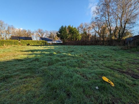 Terrain constructible en centre bourg