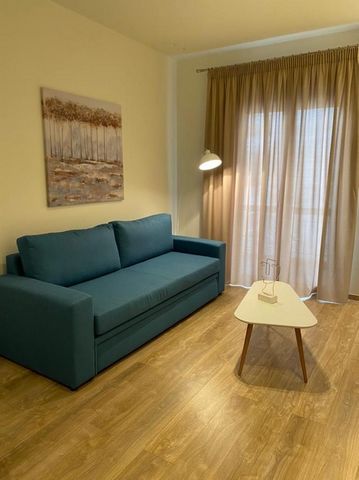 Only a few minutes’ drive from the buzzing city centre of Athens, on the second floor of a fully renovated apartment, offers you a warm welcome to Athens in a relaxed urban residential setting. The 70m2 apartment is designed to accommodate up to four...