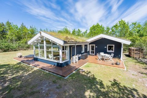 On the most beautiful plot well surrounded by trees is this lovely cottage in Houstrup. From the windows of the cottage there is a good view of both the lovely terraces and the grounds, where at all times of the year there is a rich wildlife ranging ...