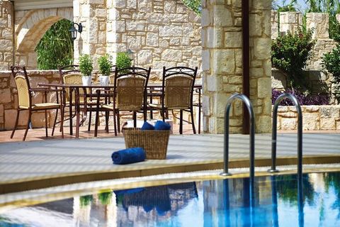 The seven luxurious holiday villas are located in the countryside, near the popular resort of Platanias and only 800 meters from the beach. Some of them have an extraordinary swimming pool that extends from the outdoor area into the living room. The ...