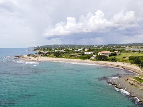 A rare find for Treasure Beach! Approximately 3/4 acre directly on the beach in Old Wharf - Treasure Beach’s most sought after neighborhood. With eye catching views of the Caribbean Sea and the Santa Cruz mountains you can build your dream seaside ho...