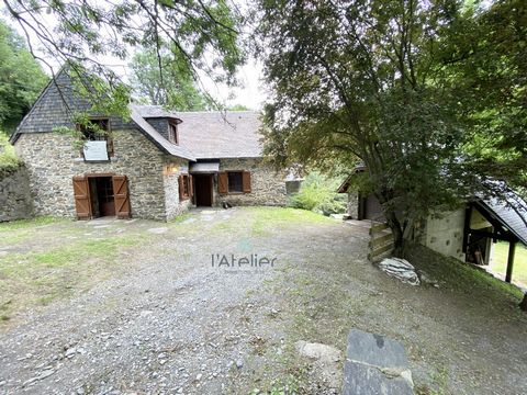 Are you looking for a traditional barn-style house, where stone, slate, wood and noble materials blend in with the surrounding nature for your greatest pleasure? Discover this new resolutely traditional property located in the Haute Vallée d'Aure in ...