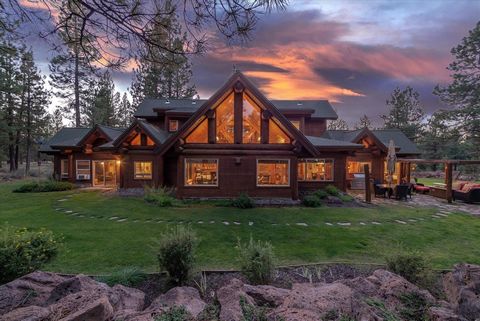 Colorado meets California with this one-of-a-kind 5-acre luxury property, including stunning craftsmanship, lovely open views, a park-like setting, and elevated finishes. The residence is a bespoke masterpiece of quality materials that result in the ...