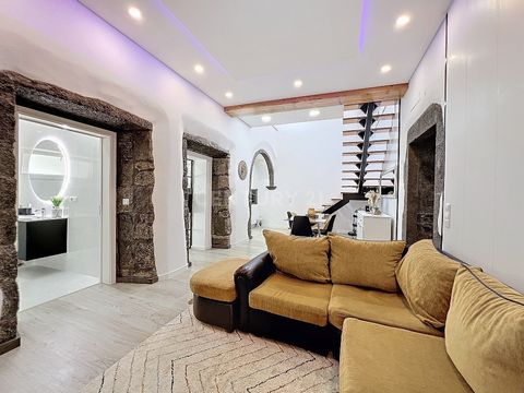 Entdecken Sie das Haus Ihrer Träume in dieser einzigartigen Gelegenheit! Diese komplett renovierte T4-Villa aus dem Jahr 2023 befindet sich in Matriz da Ribeira Grande und verfügt über hochwertige Materialien und viel natürliches Licht und bietet ein...