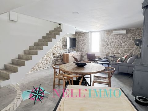 Your independent real estate agent Nelly FERNANDEZ exclusively presents this superb house in the heart of the dynamic village of Pélissanne, located 25 minutes from Aix en Provence, 10 minutes from Salon de Provence and motorway entrances in all dire...