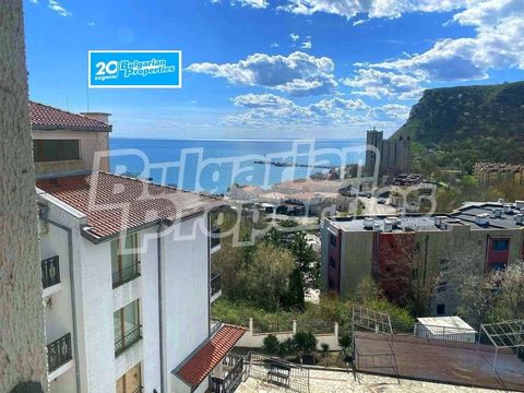 For more information call us at: ... or 052 813 703 and quote the property reference number: Vna 84452. Responsible broker: Kalin Chernev We present for sale a panoramic one-bedroom apartment with sea views in the maintained gated complex Kavarna Par...