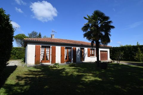 Dpt Charente (16), à vendre proche de TOURRIERS maison P4 de 92,65 m² - Terrain de 8 760,00 m²
