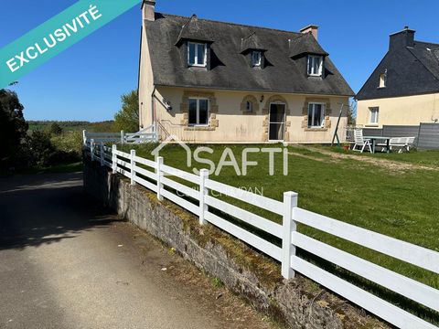 Located in a charming district of the Vieux-Marché, this property offers a peaceful and pleasant living environment. Close to amenities and points of interest in the region, it benefits from an ideal location. On a plot of 1665 m², this house has 3 p...