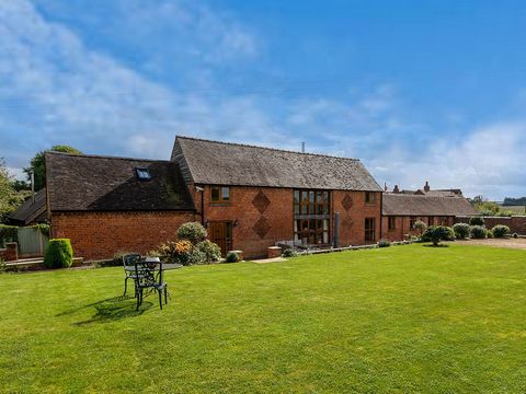 Honey Buzzard is a truly stunning detached barn conversion set within the tranquil hamlet of Bentley in the heart of the picturesque Worcestershire countryside. This character property was designed and created by the present owners back in 2013 and i...