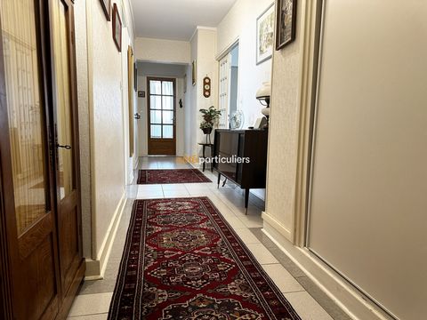 IN EXCLUSIVITY - TO BE SEIZED - in the heart of the center of Nancy, come and discover this beautiful apartment of 166 m2 located on the 8th floor. Divided into 2 apartments: One of 131 m2 consisting of a beautiful entrance, a separate/fitted kitchen...