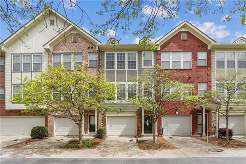 Here is your chance to get into one of the best neighborhoods Brookhaven has to offer! From first-time homebuyers to investors, Ashford Creek offers an incredible value with amenities galore--with the lowest HOA fees around! This property features 1 ...