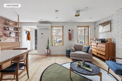 A duplexed condo in a classic brownstone. 442 LEXINGTON AVE Apt 1 is a fully renovated 2 bed, 2.5 bath home in the heart of Bedford Stuyvesant. Offering nearly 1500 square feet of interior space plus a private garden of 1000 sq feet, this feels like ...