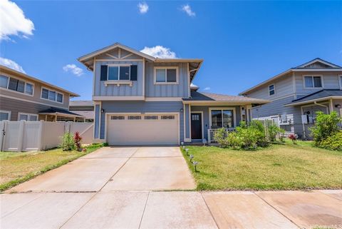Don't miss out on this 4 bed/2.5 bath two story home in sought after Ho'opili. Newly built in 2017, this single family home features open floor plan, split AC in every room and great size yard. Enjoy the amazing community amenities such as the SOHO l...