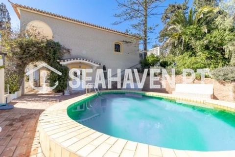 Situated in the charming town of Albufeira , this fantastic seven bedroom (T5+2) villa with a swimming pool is a true seaside paradise. Nestled within a sprawling 13,000m2 plot , this expansive property has been well maintained since its construction...