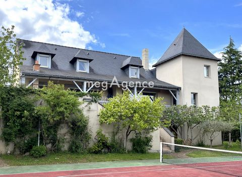 Angers 13 km- Villa 10 pièces avec vue panoramique sur terrain de 1900 m2