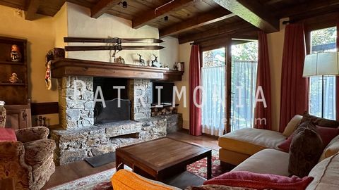 PatrimoniaPREMIUM is pleased to exclusively present you a charming triplex with views in one of the best private urbanizations in Andorra, the Pleta d'Ordino. The only one that without a doubt has managed to preserve the essence of this cozy village,...