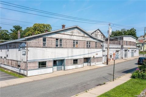 Explore the potential of this prime commercial property located in a Federal Opportunity Zone, perfect for re-development or owner user. Spanning 25,655 square feet on a 17,387 square foot lot, this two-story building presents a unique opportunity in...