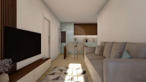 Apartamento T2 transformado em T1, com remodelação total, no coração da cidade de Vila Franca de Xira. Cozinha equipada. Casa de banho com base duche. A 5 minutos do comboio e próximo de transportes, comércio, escolas e serviços. Prazo de conclusão d...