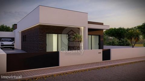 Excellente maison de plain-pied de 3+1 chambres à Redondos – Fernão Ferro Découvrez cette fantastique villa individuelle de 3+1 chambres, située sur un terrain de 364m², offrant confort, modernité et intimité. D’une superficie de 126m², cette maison ...