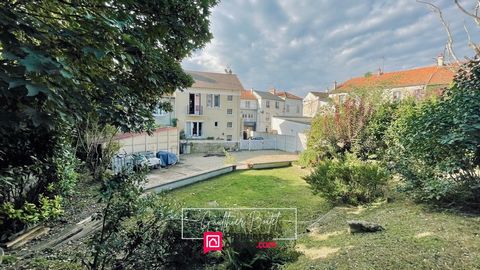 RARE SUR LE SECTEUR. Gaulthier Boitel et Grégory Bié présentent cette maison bénéficiant d'un emplacement privilégié en plein centre de Lizy sur Ourcq. Deux places de parking réservées, un jardin de 600m2 et un sous sol total sont autant d'atouts iné...