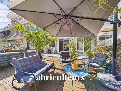 Welcome to Abriculteurs, the family-run agency committed to providing an exceptional property service. Discover a meticulous presentation of this property: professional photos, a detailed plan and an immersive virtual visit to project yourself into a...