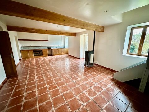 Très belle maison de bourg à vendre 5 pièces BERRIEN (29)