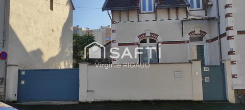 Cette maison est située à Montluçon (03), une ville dynamique offrant un cadre de vie agréable. Proche des écoles, du lycée, du collège et d'une crèche, elle est idéale pour les familles. Transport commun très proche. Les commodités telles que la cli...