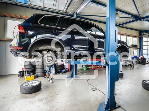 Garage automobile à vendre avec ses murs sur vaste terrain - proche RN20 ARPAJON (91)