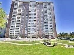 (!) Bright And Spacious 2 Bedroom Condo Apartment At Excellent Location (!) Eat In Kitchen (!) Open And Large Balcony With Spectacular City View (!) No Carpet (!) Close To Bramalea City Center, Brampton Library, Go Bus, Brampton Transit & Many More (...