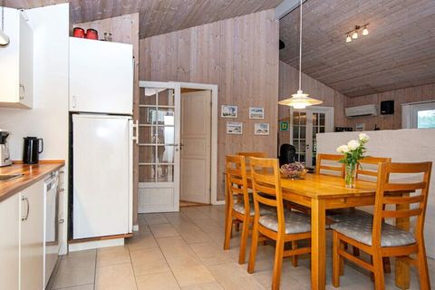 This holiday cottage is located on a peaceful and child friendly natural plot, where the whole family can engage in all sorts of activities. The house is furnished with leader furniture and practical dining room furniture. In cool evenings the living...
